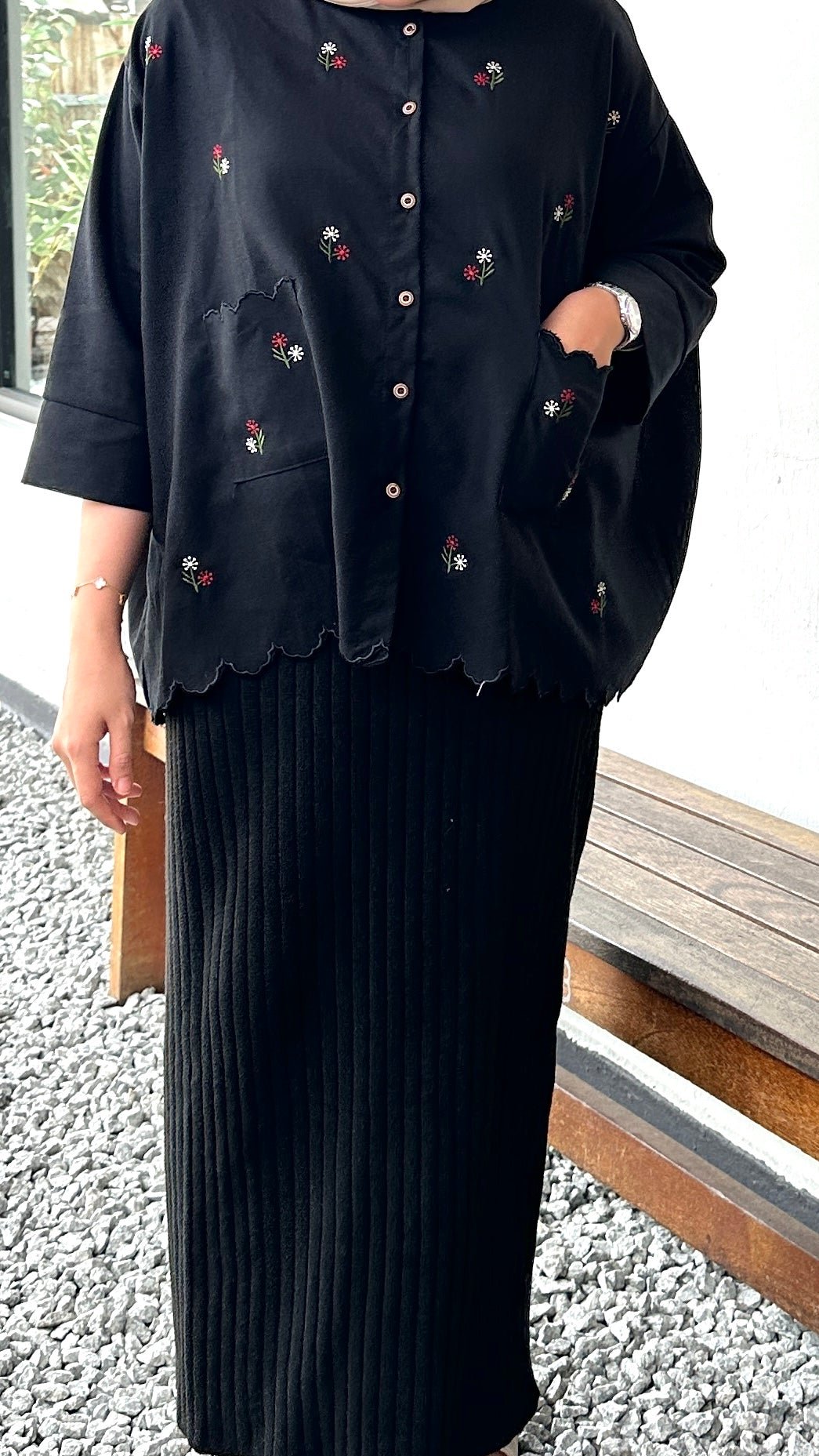 Black Sulam Blouse