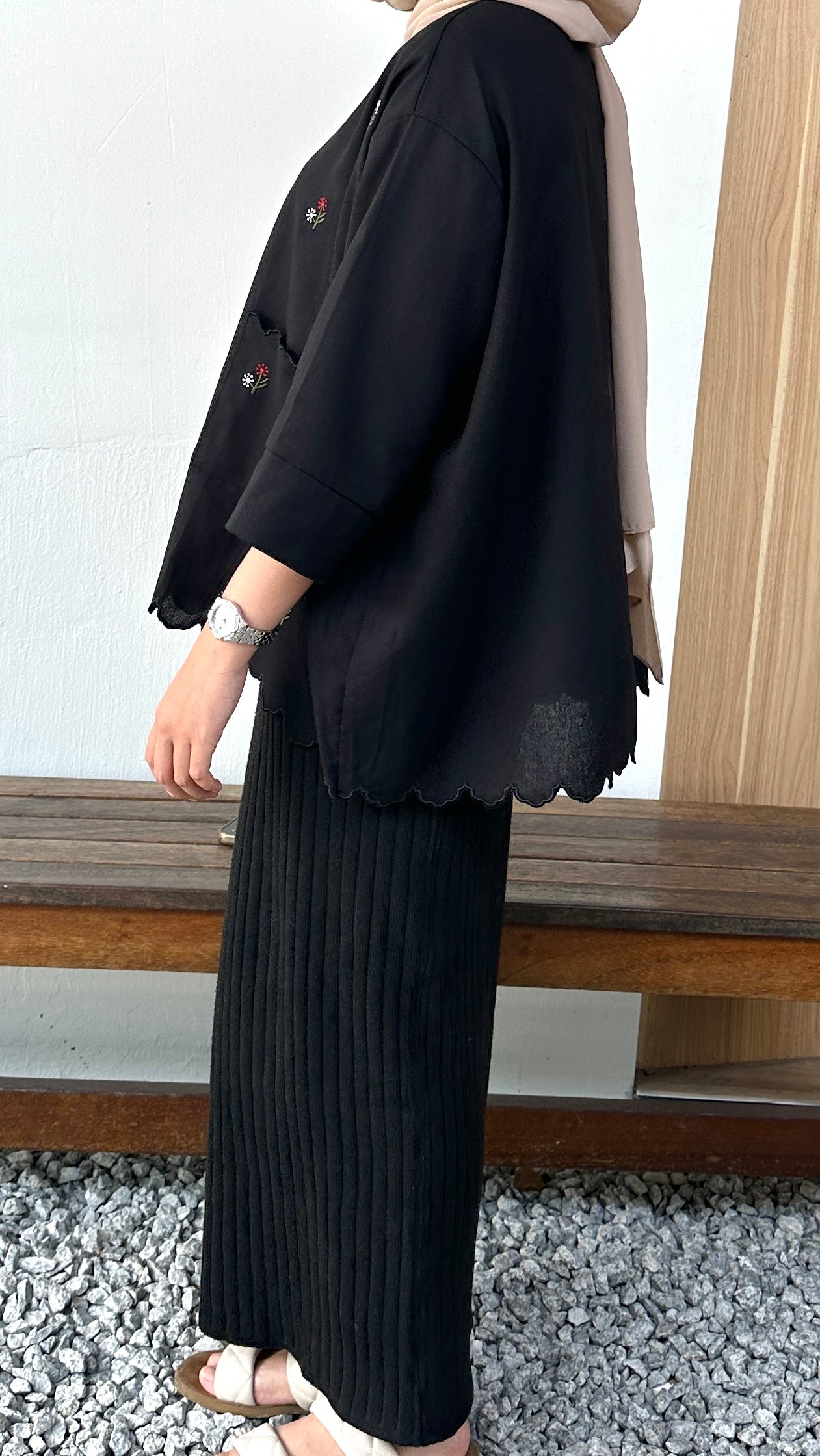 Black Sulam Blouse